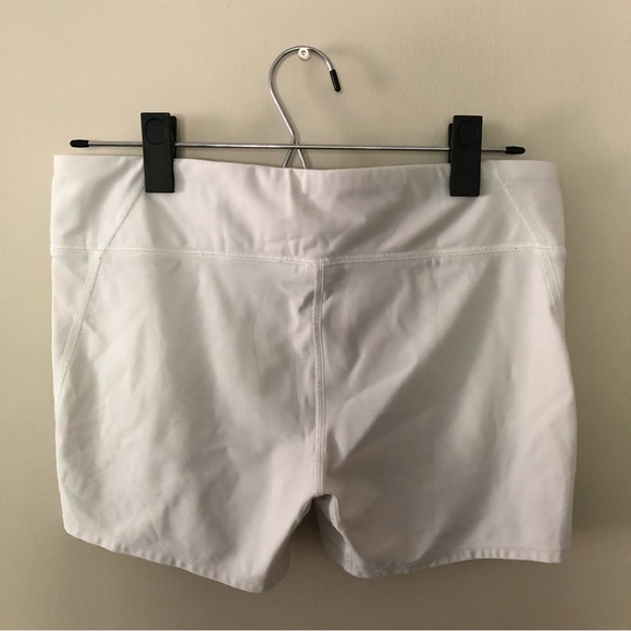 Under Armour White Compression Shorts - Picture 5 of 11